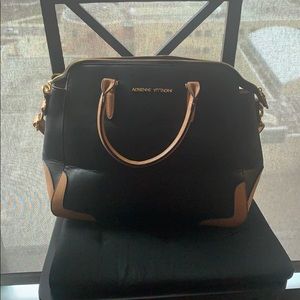 Black & Tan Adrienne Vittadini Shoulder Satchel